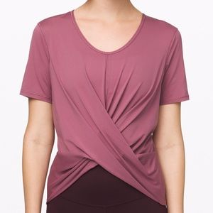 Lululemon Do the Daily Short Sleeve in Pink Sz 8